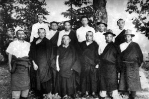 བོད་མི་མང་སྤྱི་འཐུས་ལྷན་ཚོགས་སྐབས་དང་པོའི་སྤྱི་འཐུས་རྣམ་པ