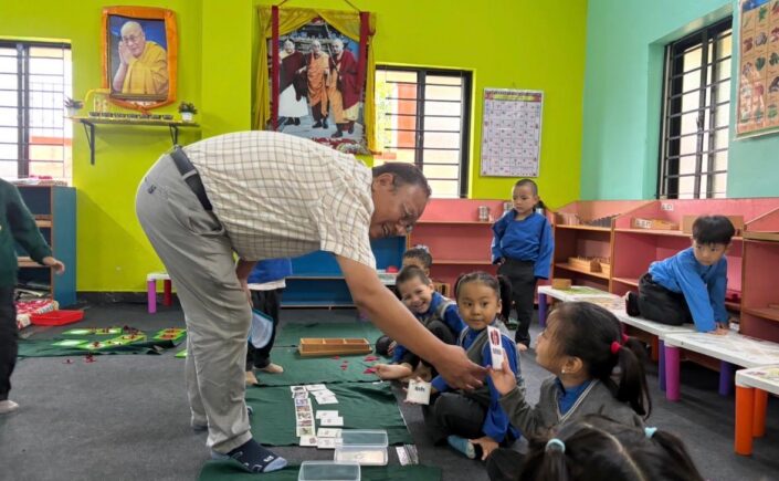 ཤེས་ཡོན་ལྷན་ཚོགས་ཀྱི་ཚོགས་མི་རྒྱ་གར་ལྷོ་ཁུལ་གྱི་སློབ་གྲྭ་ཁག་ལ་གཟིགས་སྐོར་ལེགས་གྲུབ་བྱུང་བ། ཤེས་ཡོན་ལྷན་ཚོགས་ཀྱི་ཚོགས་མི་རྒྱ་གར་ལྷོ་ཁུལ་གྱི་སློབ་གྲྭ་ཁག་ལ་གཟིགས་སྐོར་ལེགས་གྲུབ་བྱུང་བ།